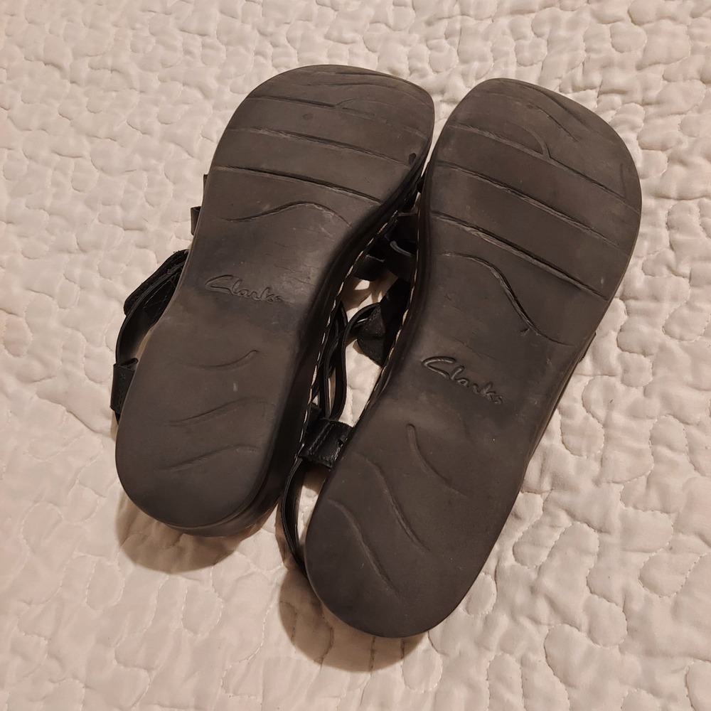 Clarks Collection Lexi Bridge Black Leather Fisherman Sandals 8.5 M 26139748 - Picture 8 of 8